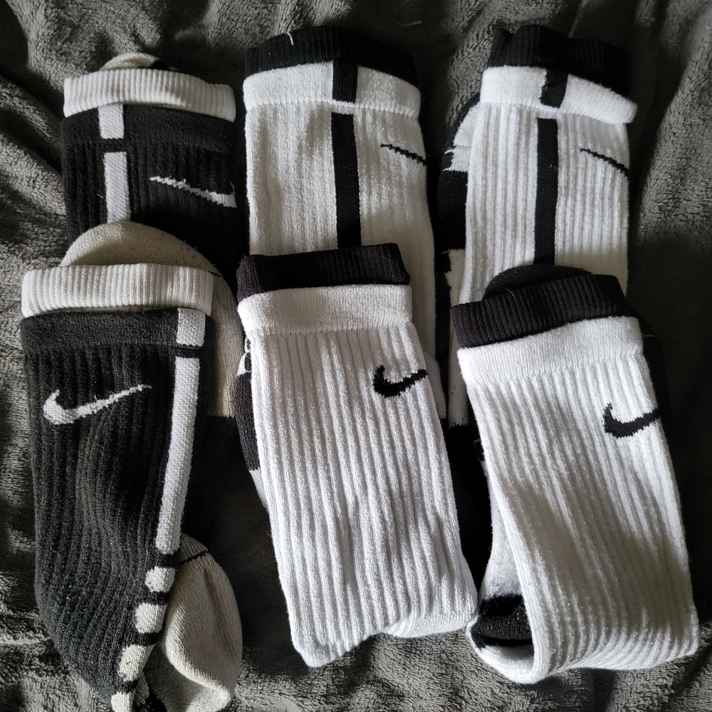 Nike 2 layer elite socks (reserved )